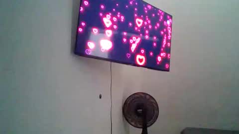 Danna Sofia online show from February 2, 6:15 pm