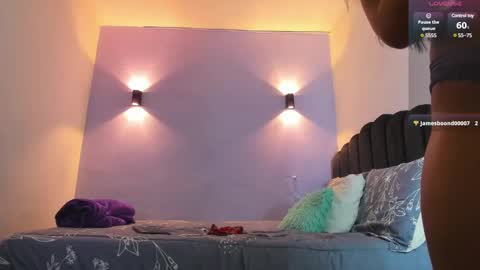 Snapshot of sofiaclaus_19 chatting on February 14, 3:54 am Sofia online show from February 14, 3:54 am