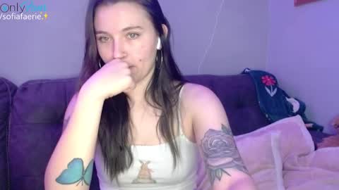 sofiafaerie online show from December 29, 1:45 am