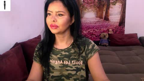 Snapshot of sofialiub chatting on December 7, 11:56 am sofialiub online show from December 7, 11:56 am