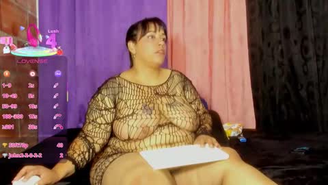 Vicky  online show from October 17, 1:04 pm