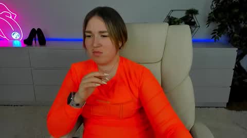 sofii_darling online show from March 13, 8:56 pm