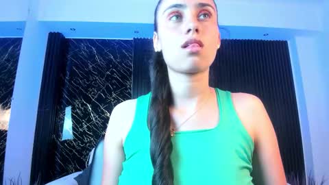 Sofiia  Everyday From 1400 to 2200 Col Time online show from November 18, 7:39 pm