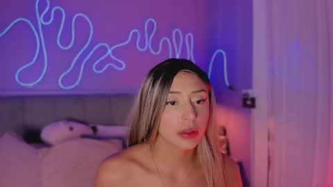 Sofi online show from November 26, 12:57 pm