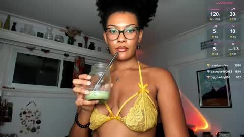 Chloe Kiwi online show from September 12, 2:13 am