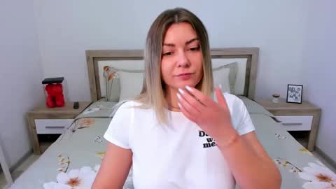 Softpleasurex online show from December 13, 11:45 am