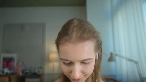 Bella online show from February 19, 2:11 pm