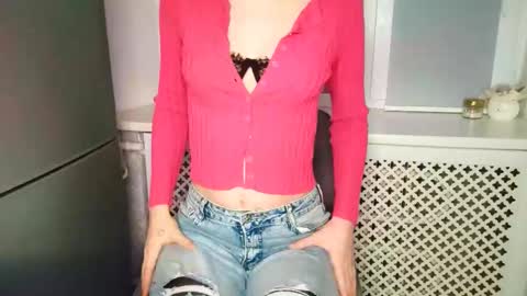 Hanna online show from December 14, 6:36 pm