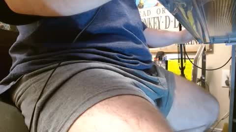 solidsnake0001 online show from March 5, 9:48 pm