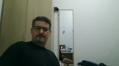 Snapshot of solitariodf2022 chatting on October 21, 8:01 pm solitariodf2022 online show from October 21, 8:01 pm