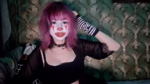 sonastrumpf online show from July 16, 9:39 pm