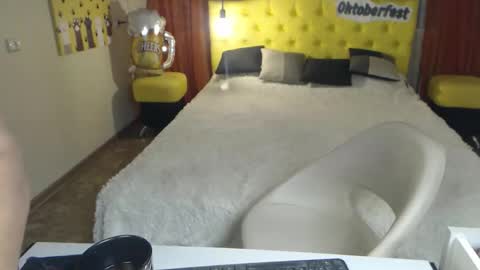 sondrariddle online show from September 20, 7:50 pm