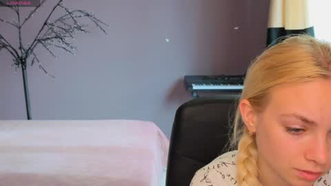Sonya online show from May 26, 5:46 am