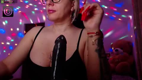 Sonia online show from March 5, 4:24 am