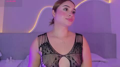 Sophia online show from June 22, 8:05 pm