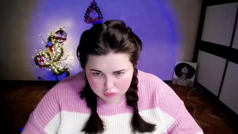 sophia__olsen online show from January 9, 9:04 am