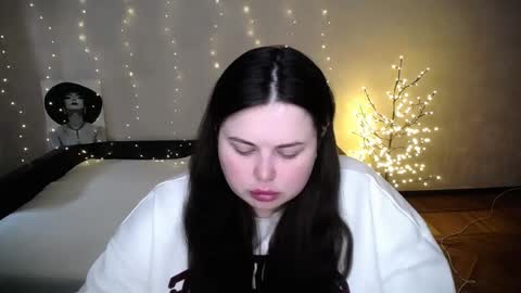 sophia__olsen online show from March 25, 7:04 am