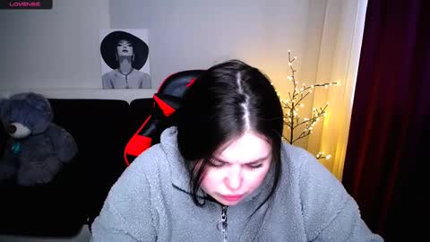 sophia__olsen online show from February 27, 6:35 am