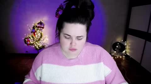 sophia__olsen online show from January 7, 9:03 am