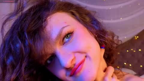 Snapshot of sophia_dreamy chatting on October 19, 2:16 am Sophia online show from October 19, 2:16 am
