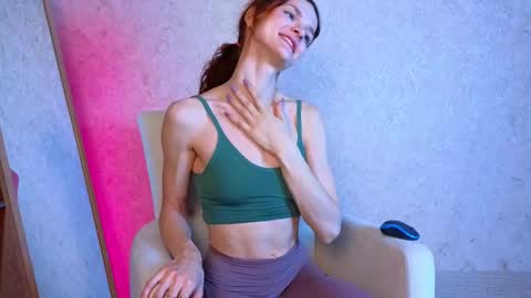 Snapshot of sophia_dreamy chatting on March 10, 7:33 am Sophia online show from March 10, 7:33 am