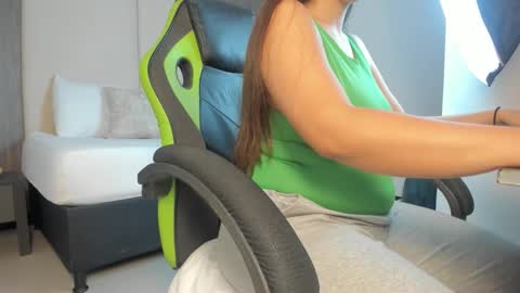 S O P H I A online show from December 2, 12:03 pm