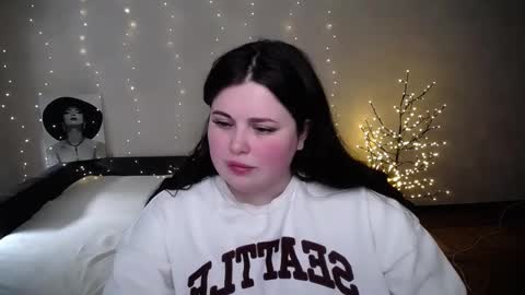 sophia_olsen_ online show from March 24, 10:32 am