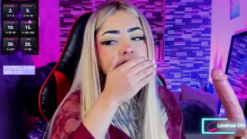 Sophia online show from December 2, 9:24 pm