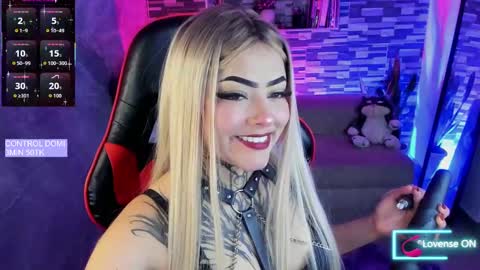 Sophia online show from November 16, 8:22 pm