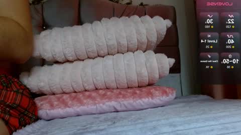 SophiaLee online show from December 14, 12:39 am