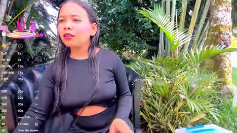 sophiaguzman_ online show from February 20, 4:53 pm