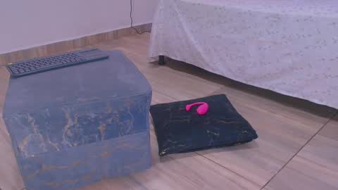 Sophie online show from November 11, 10:56 pm