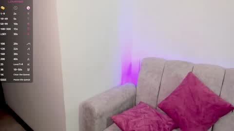 Alice online show from February 10, 5:52 pm