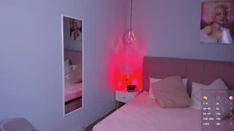 Alice online show from October 3, 1:30 pm