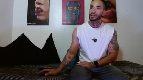 SOPHIE - FOXX online show from July 21, 12:07 pm