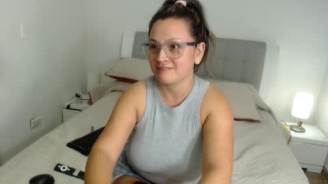 Sofa online show from March 9, 3:00 am