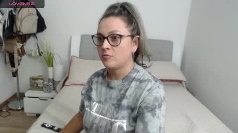 Sofa online show from December 9, 2:13 am