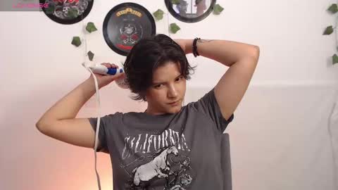 sophie_ross1 online show from October 7, 12:50 am