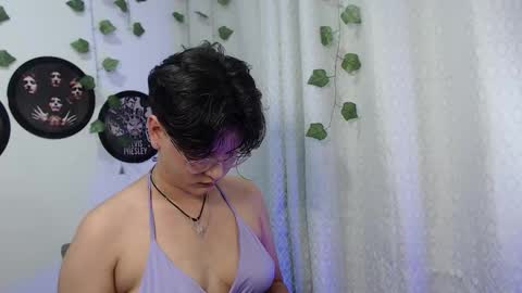 sophie_ross1 online show from November 28, 2:41 am