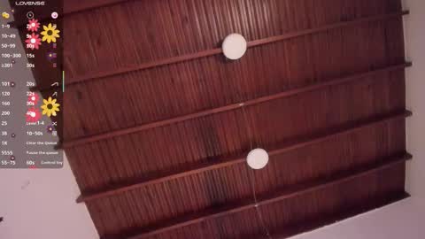 sophie_smith19 online show from February 25, 1:25 pm