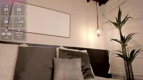     online show from October 29, 9:37 pm