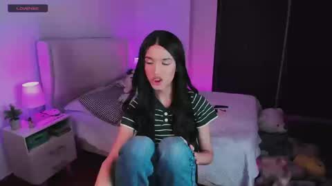 Snapshot of sophiecornett chatting on September 12, 2:13 am    online show from September 12, 2:13 am