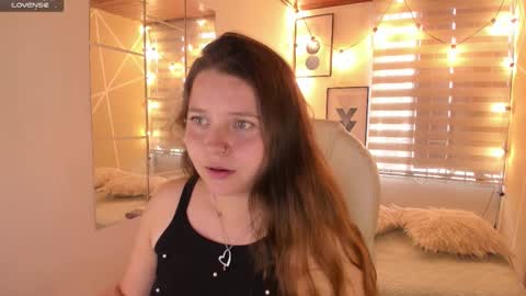 Sophie  online show from March 24, 8:04 pm