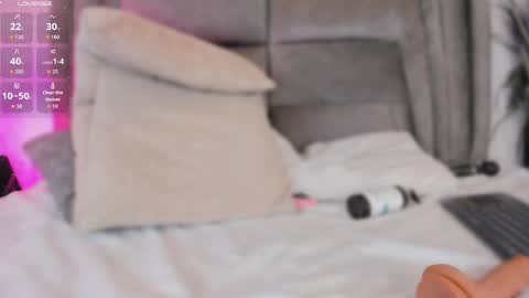Sophie  online show from June 3, 2:33 pm