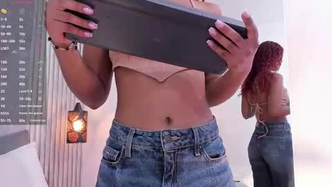 Snapshot of sophiee_velvet chatting on February 26, 11:32 am         online show from February 26, 11:32 am