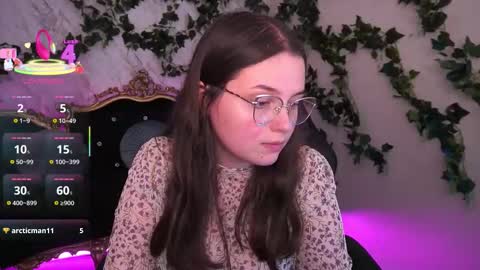 sophieedreams online show from October 10, 1:17 pm