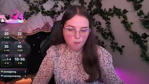 sophieedreams online show from October 11, 1:38 pm
