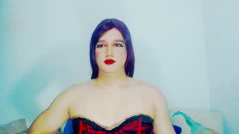 sophiehillsxo online show from May 2, 6:52 am