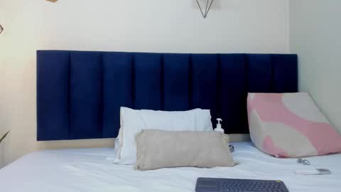 sophieturner_mg online show from March 4, 7:11 pm