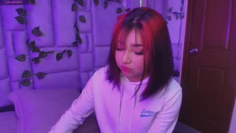   Sophie  online show from September 18, 12:20 pm